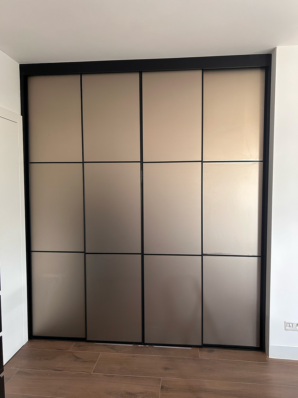 namještaj po mjeri, dizajn interijera, ormar po mjeri, ormar, spavaća soba, garderoba